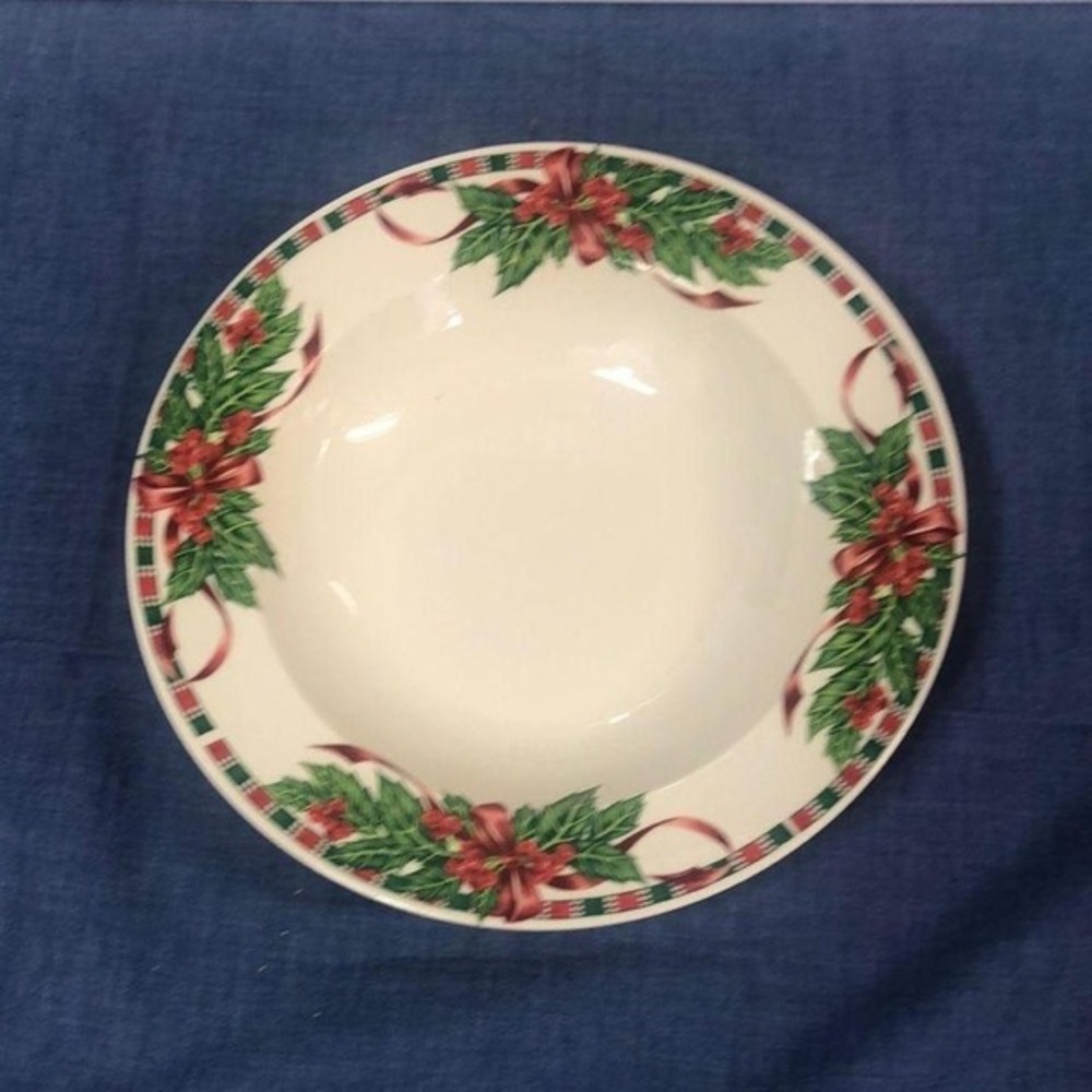 Christmas Holiday Pasta Bowl Holly Berries Ribbon Trim‎ Dinnerware Serving